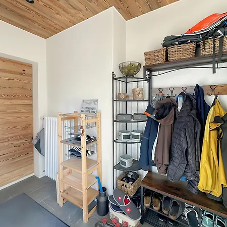 Alpine & Compagny -next To Crans Montana - Swiss Alps 木屋