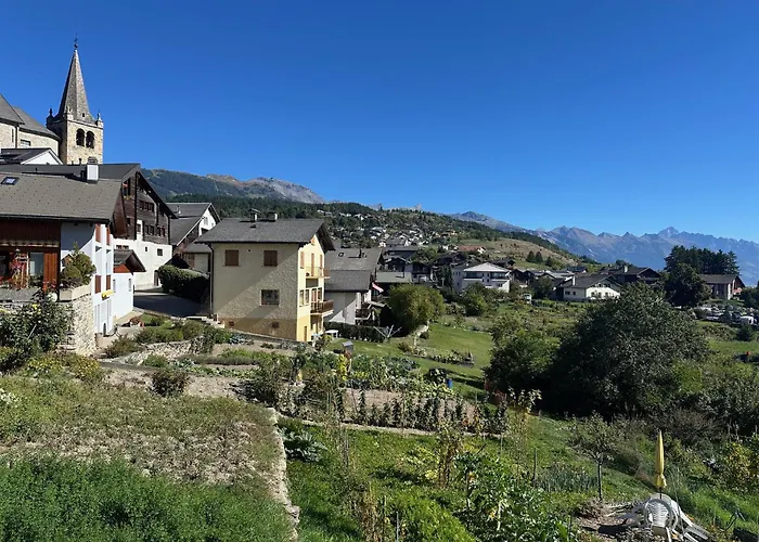 샬레 Alpine & Compagny -next To Crans Montana - Swiss Alps Lens