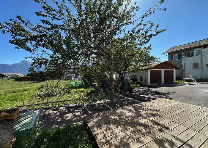 Alpine & Compagny -next To Crans Montana - Swiss Alps